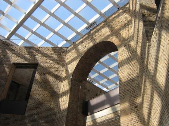 PINACOTECA